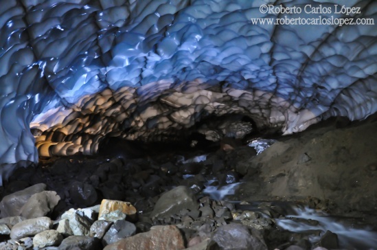 Ice cave Mutnovsky (FILEminimizer)