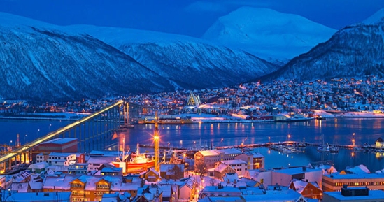 La bella ciudad de Tromsø con su estampa invernal
